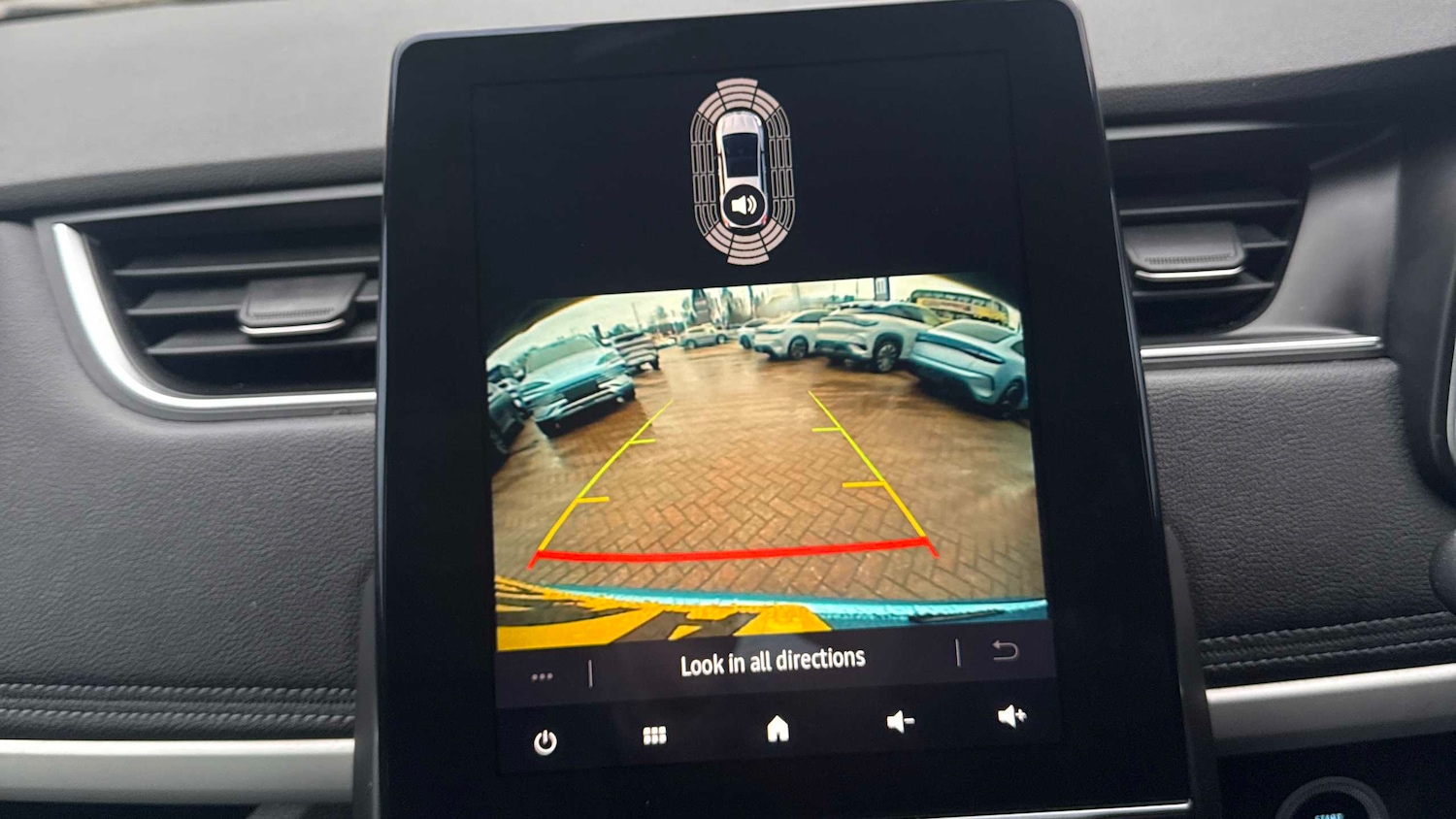 Used Renault Zoe 2023 for sale - 77397934: Photo 17