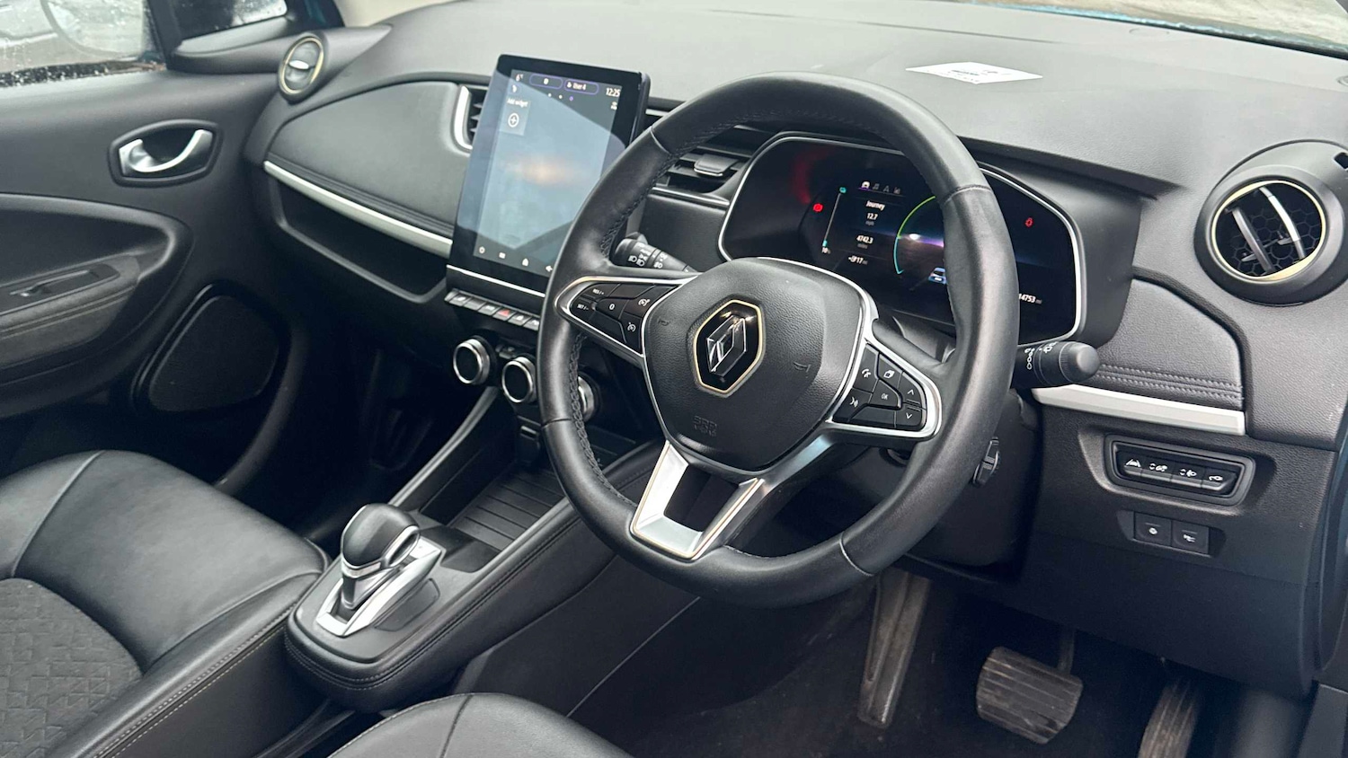 Used Renault Zoe 2023 for sale - 77397934: Photo 7