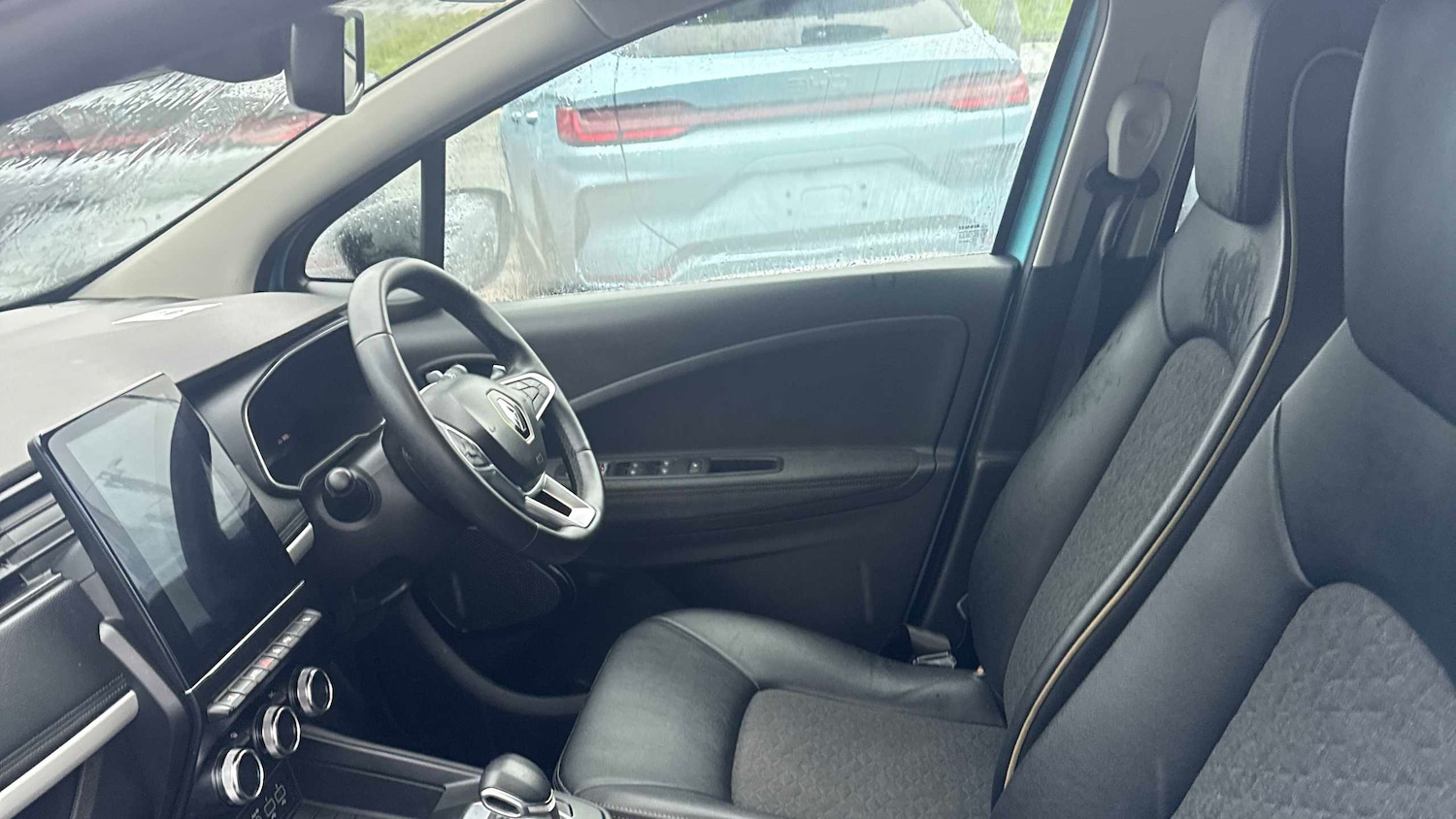 Used Renault Zoe 2023 for sale - 77397934: Photo 8