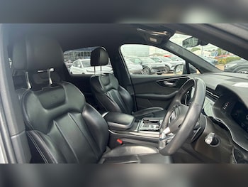 Used Audi Q7 2021 for sale - 79109500: Photo
