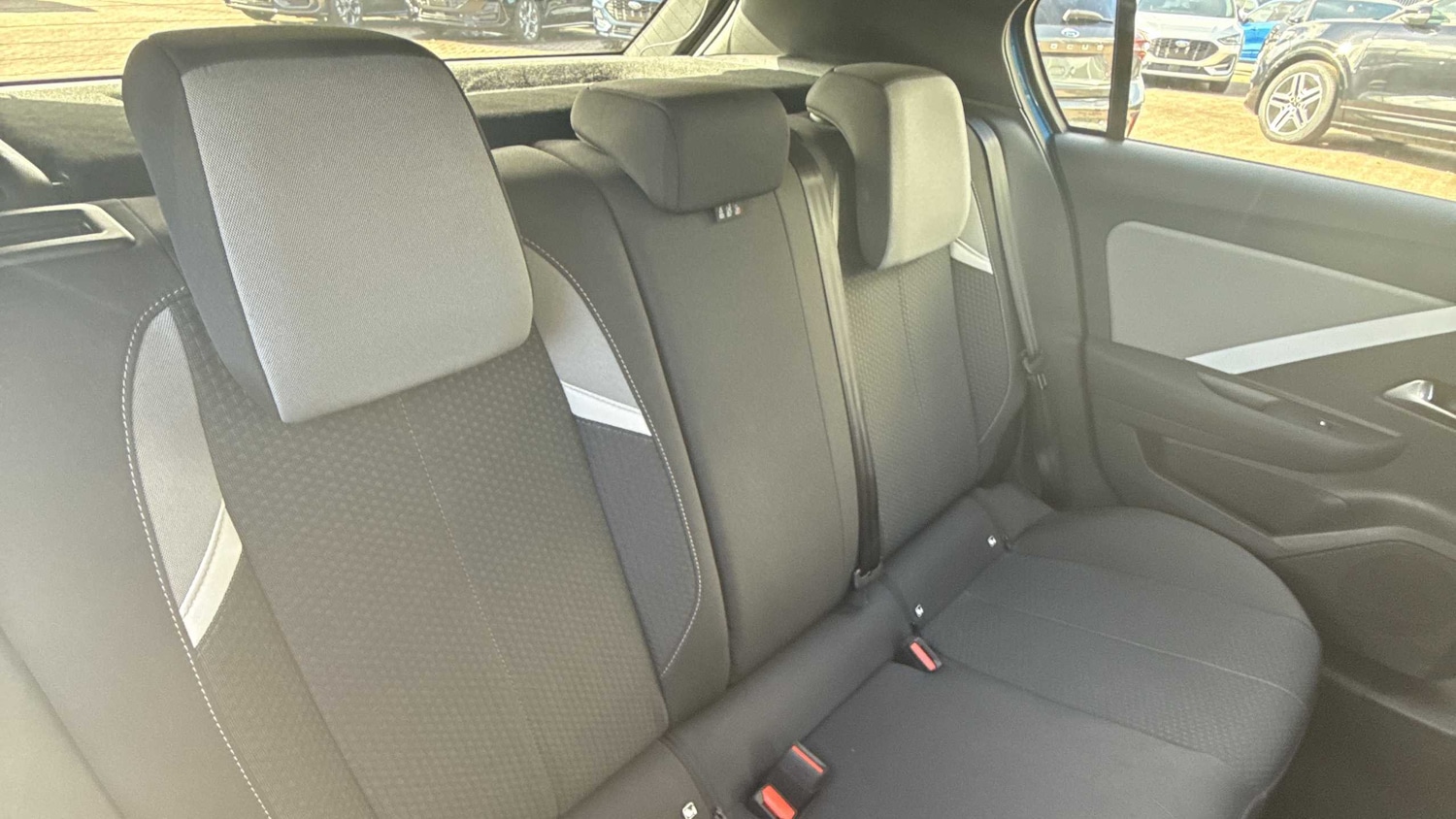 Used Vauxhall Astra 2024 for sale - 75818421: Photo 12