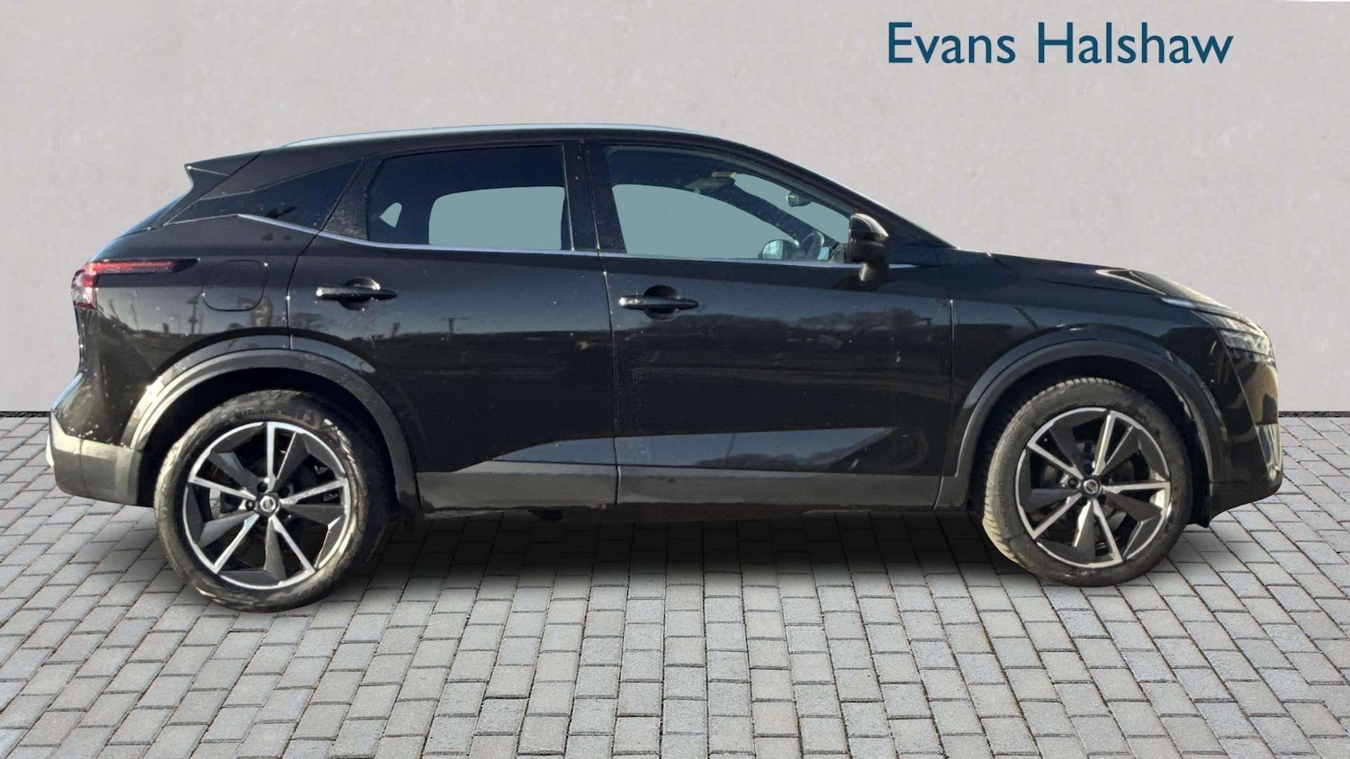 Used Nissan Qashqai 2022 for sale - 77740773: Photo 2