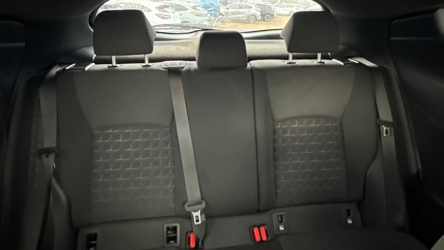 Used Toyota C-HR 2020 for sale - 76928924: Photo 12