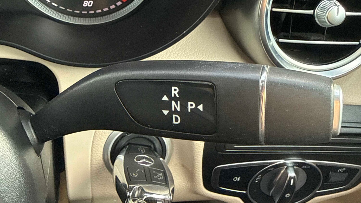 Used Mercedes-Benz GLC 2019 for sale - 77194726: Photo 22