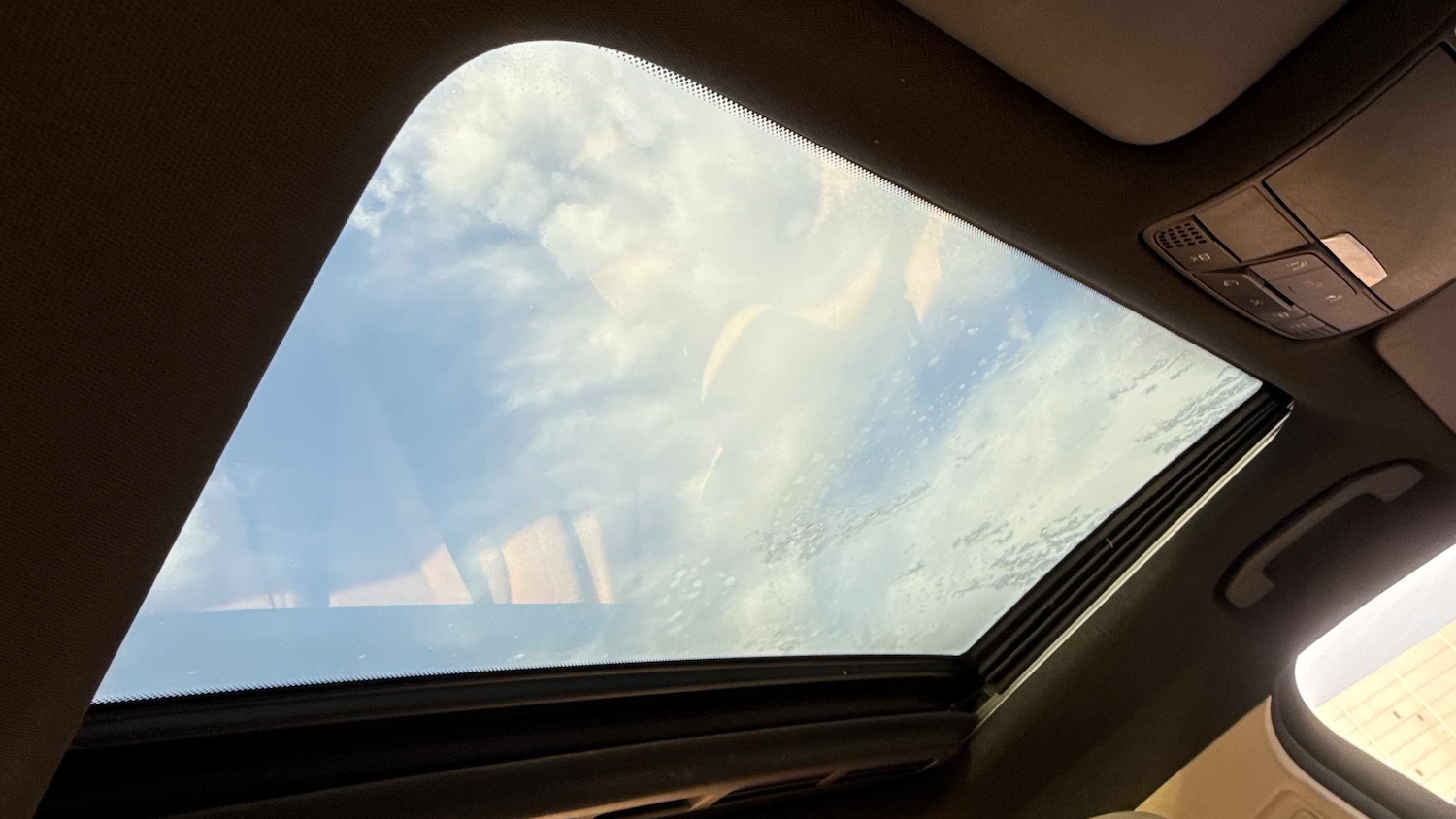 Used Mercedes-Benz GLC 2019 for sale - 77194726: Photo 5