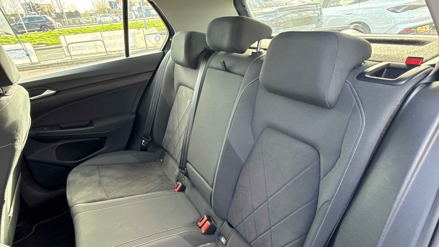 Used Volkswagen Golf 2020 for sale - 78052325: Photo 10