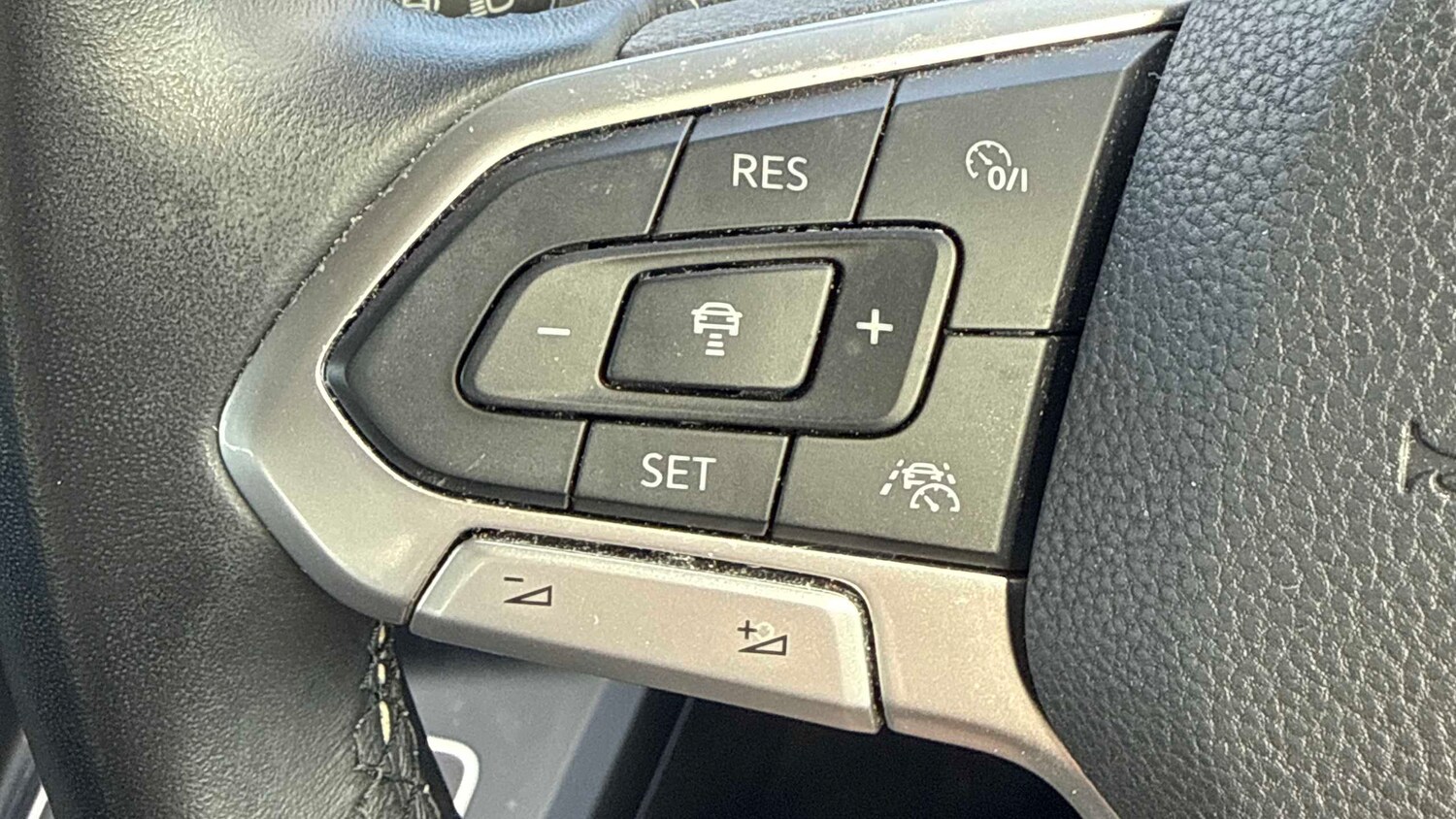 Used Volkswagen Golf 2020 for sale - 78052325: Photo 14