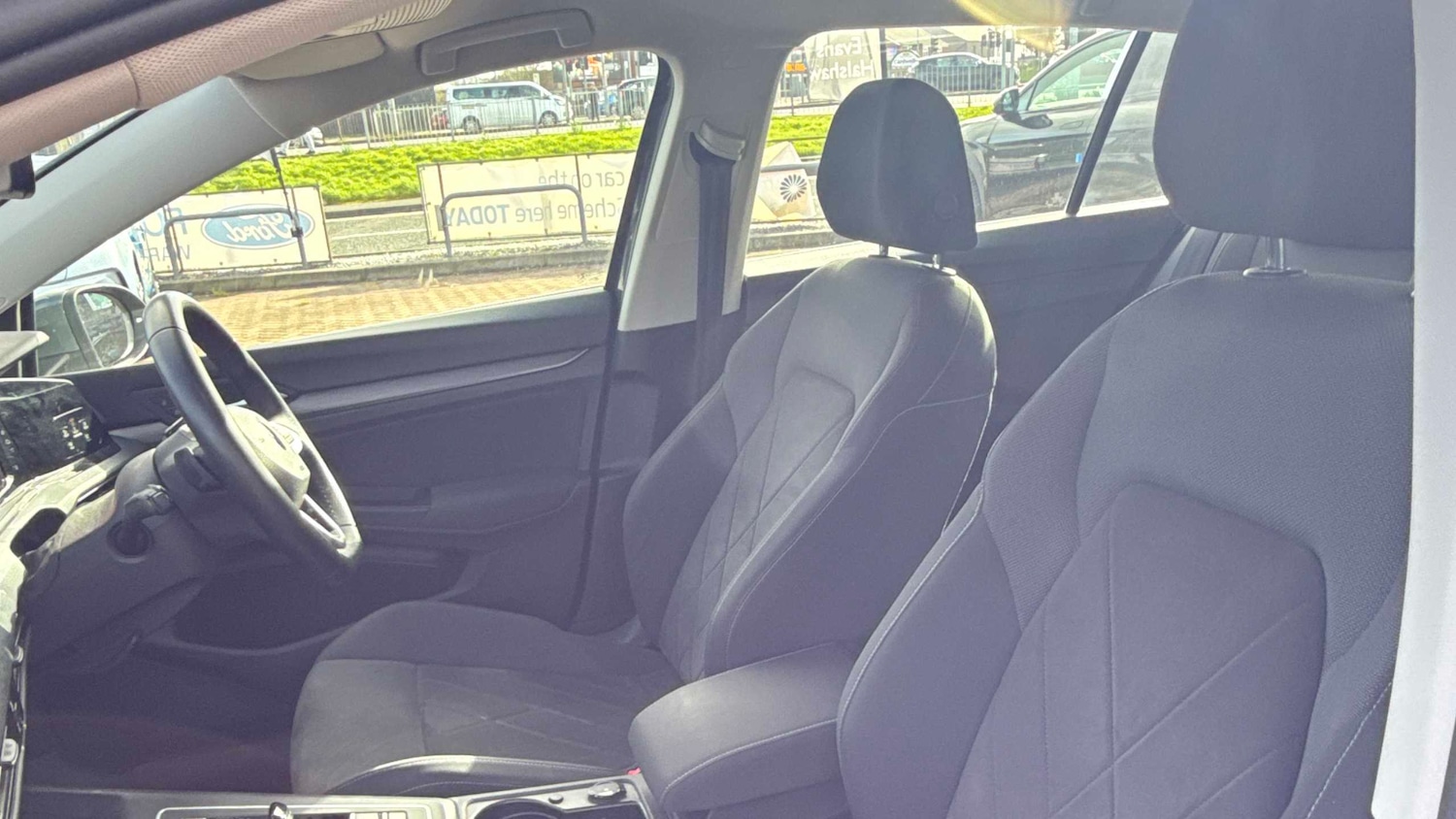 Used Volkswagen Golf 2020 for sale - 78052325: Photo 3