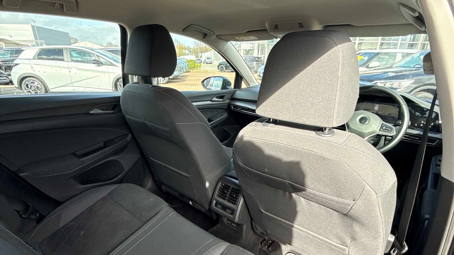 Used Volkswagen Golf 2020 for sale - 78052325: Photo 9