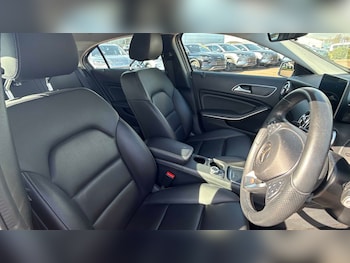 Used Mercedes-Benz A-Class 2017 for sale - 78161299: Photo