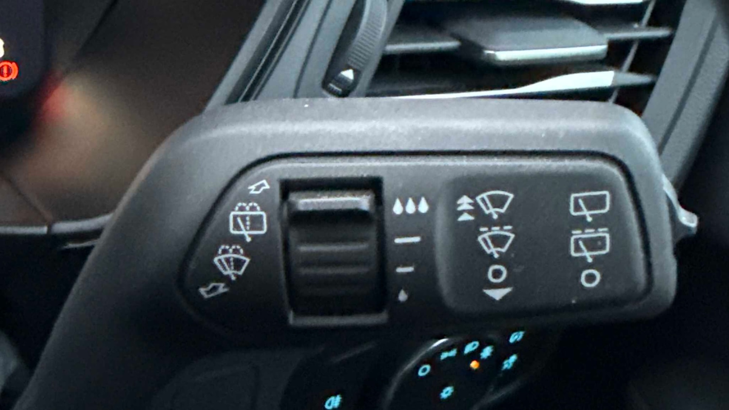 Used Ford Focus 2023 for sale - 77044135: Photo 20