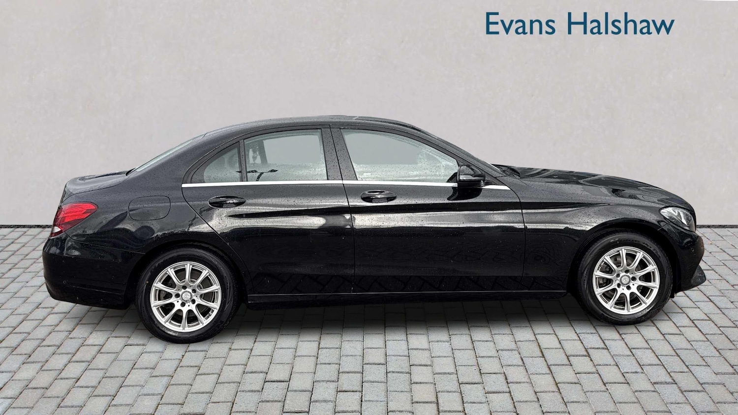 Used Mercedes-Benz C Class 2016 for sale - 76362630: Photo 2