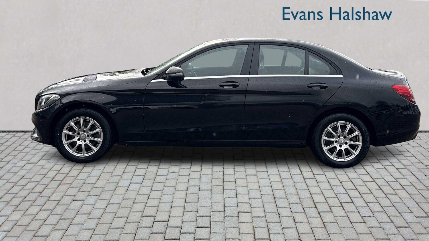 Used Mercedes-Benz C Class 2016 for sale - 76362630: Photo 4