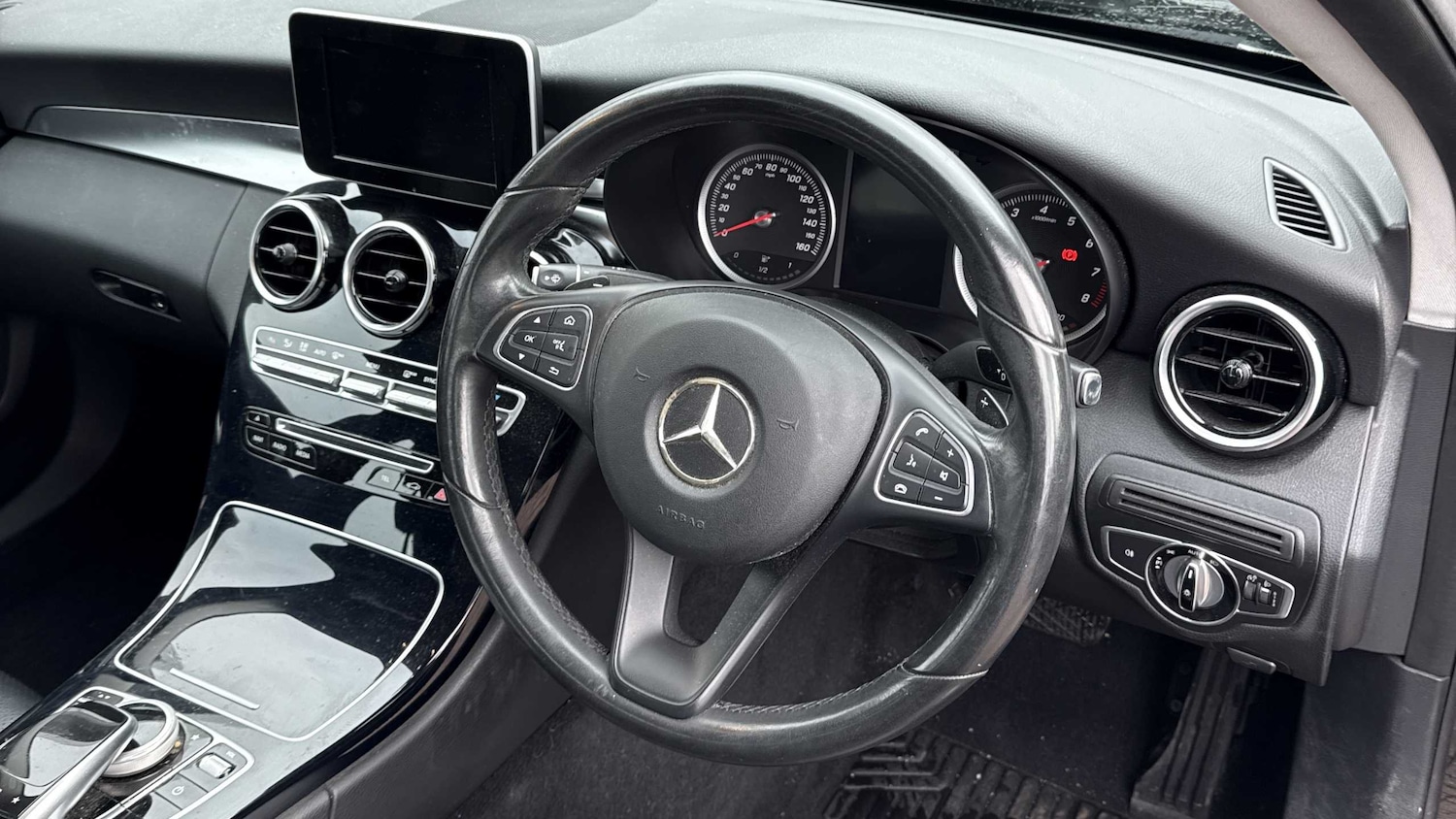 Used Mercedes-Benz C Class 2016 for sale - 76362630: Photo 7