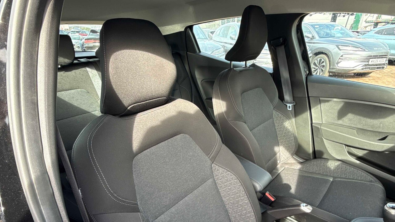 Used Renault Clio 2023 for sale - 77648779: Photo 5