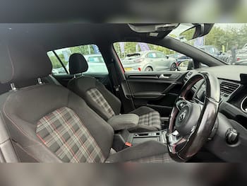 Used Volkswagen Golf 2017 for sale - 79702458: Photo