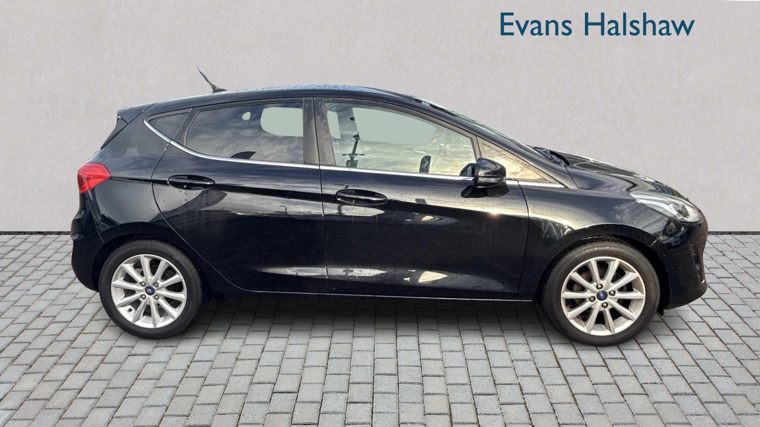 Used Ford Fiesta 2019 for sale - 76967731: Photo 2