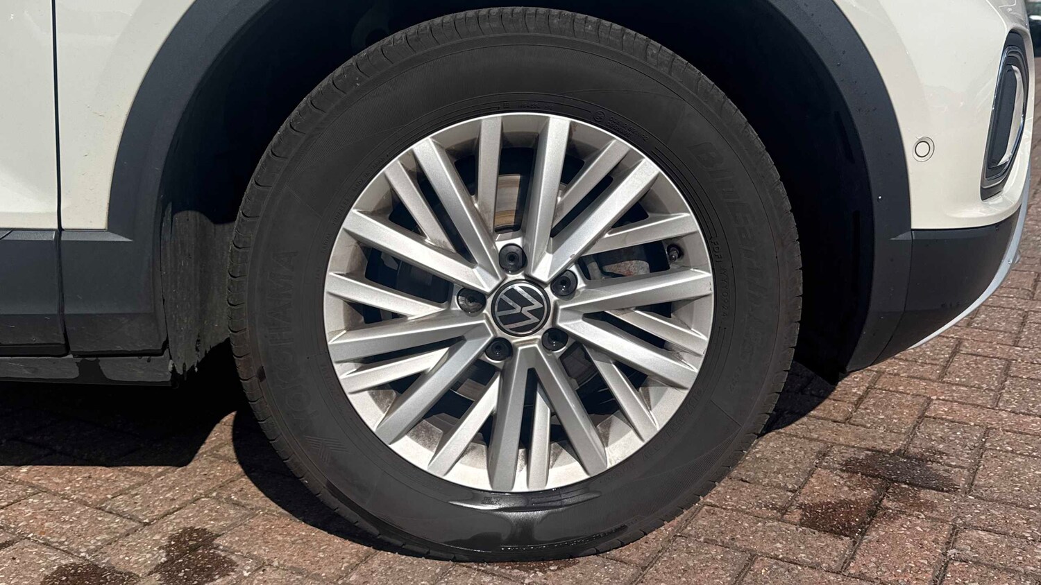 Used Volkswagen T-Roc 2023 for sale - 77972714: Photo 21