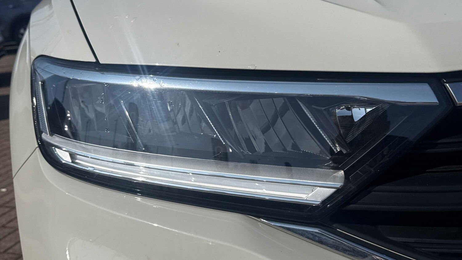 Used Volkswagen T-Roc 2023 for sale - 77972714: Photo 24