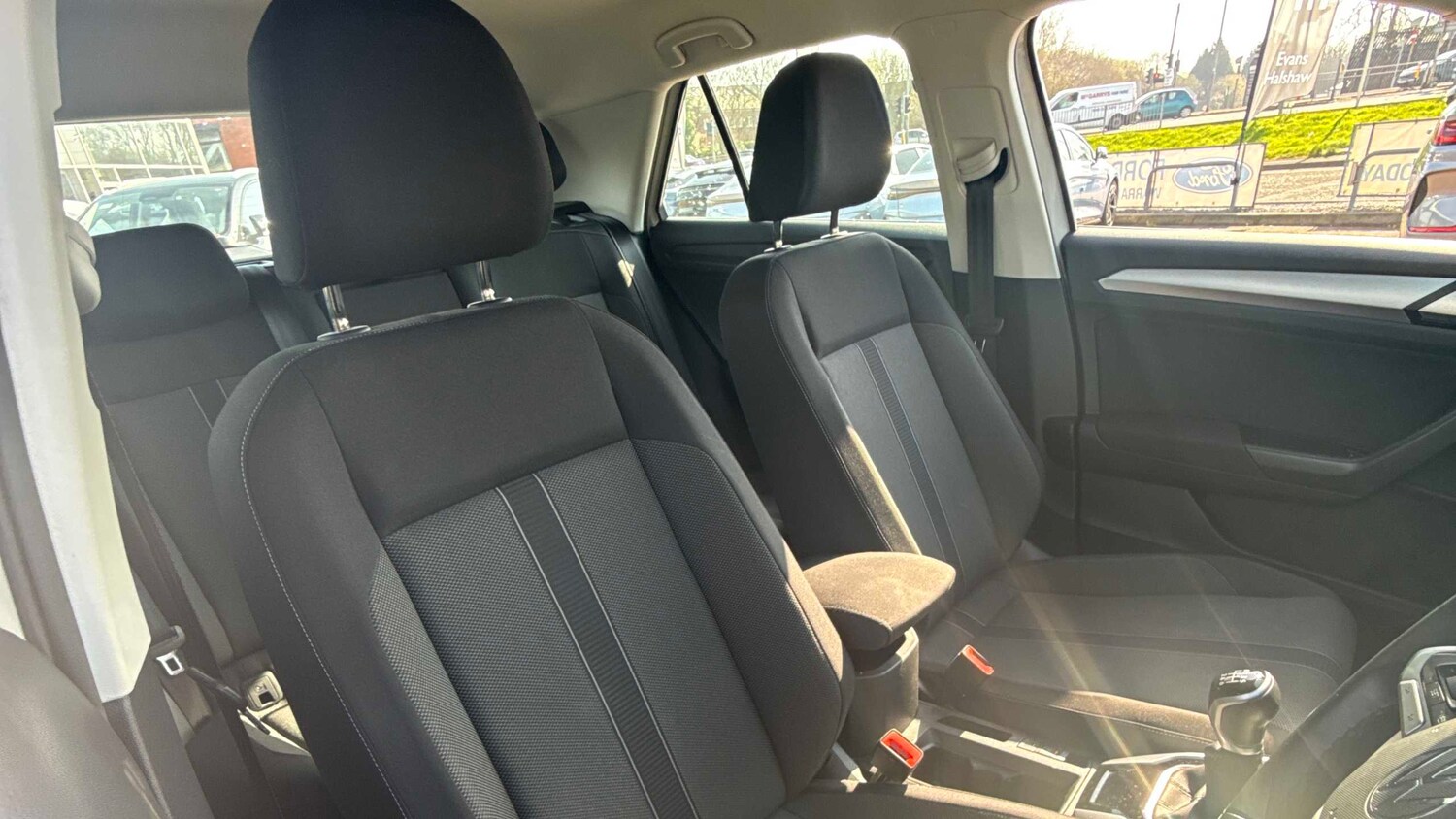 Used Volkswagen T-Roc 2023 for sale - 77972714: Photo 6