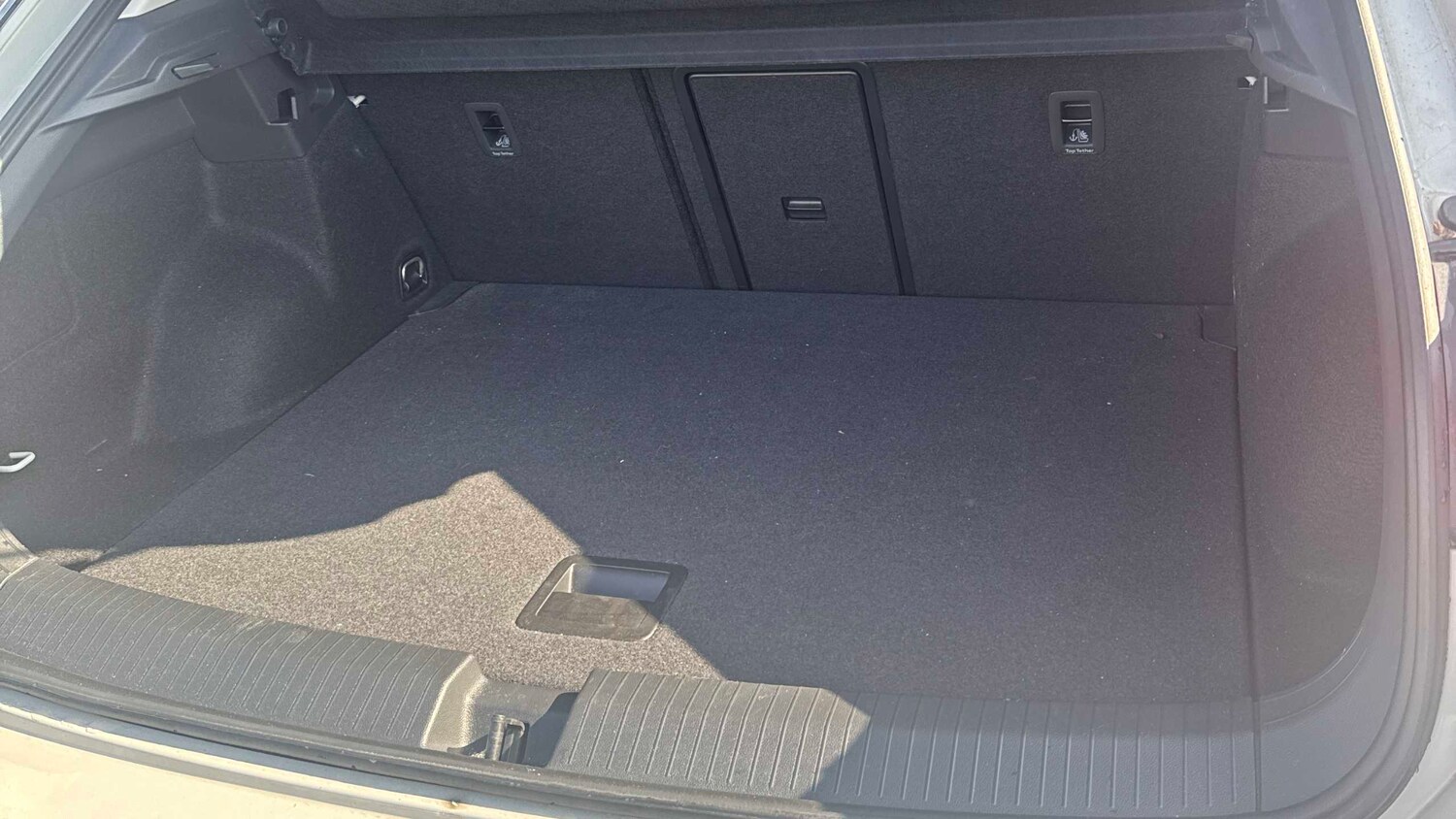 Used Volkswagen T-Roc 2023 for sale - 77972714: Photo 8