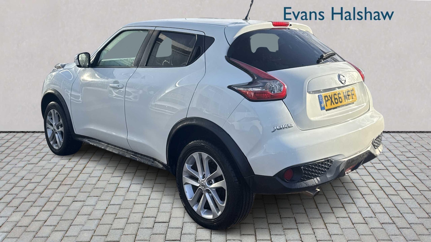 Used Nissan Juke 2016 for sale - 76967810: Photo 3