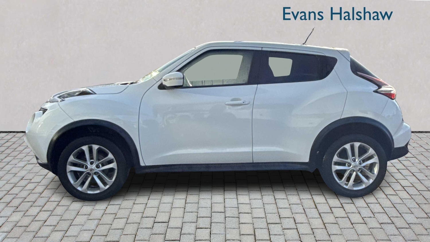Used Nissan Juke 2016 for sale - 76967810: Photo 4
