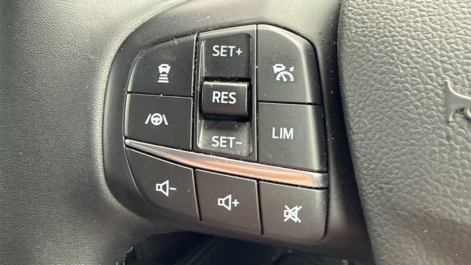 Used Ford Focus 2024 for sale - 77787103: Photo 16