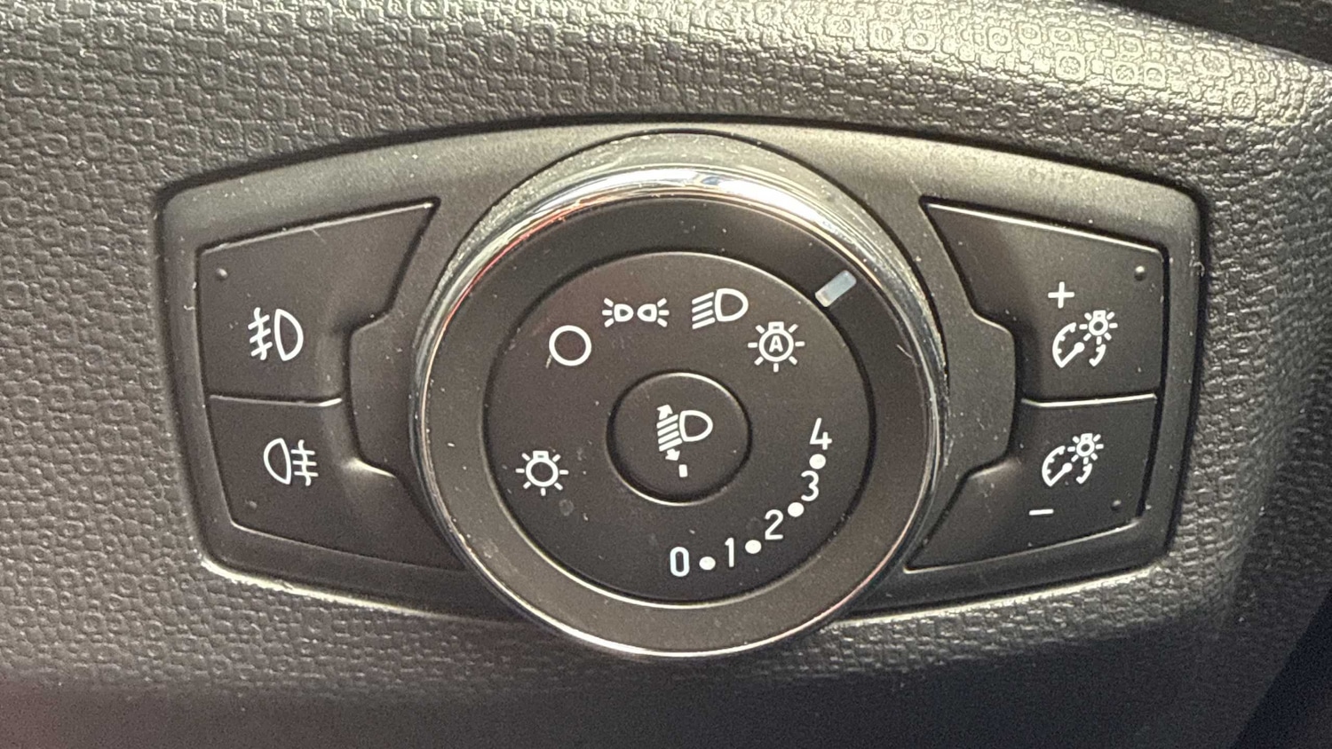 Used Ford Ecosport 2020 for sale - 76113544: Photo 29