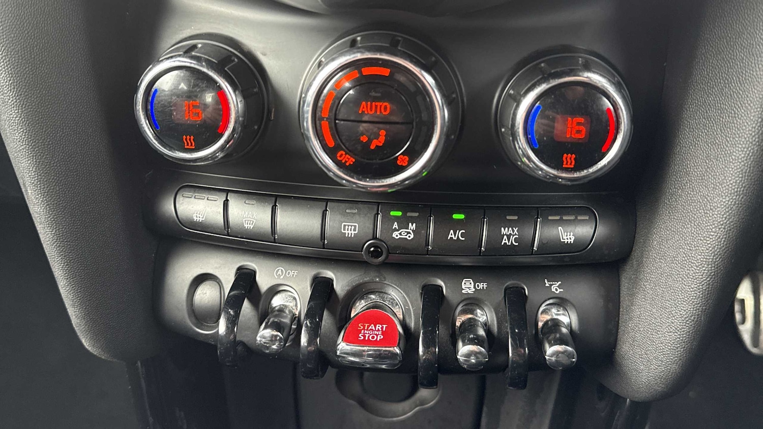 Used MINI Hatch 2015 for sale - 76524023: Photo 30