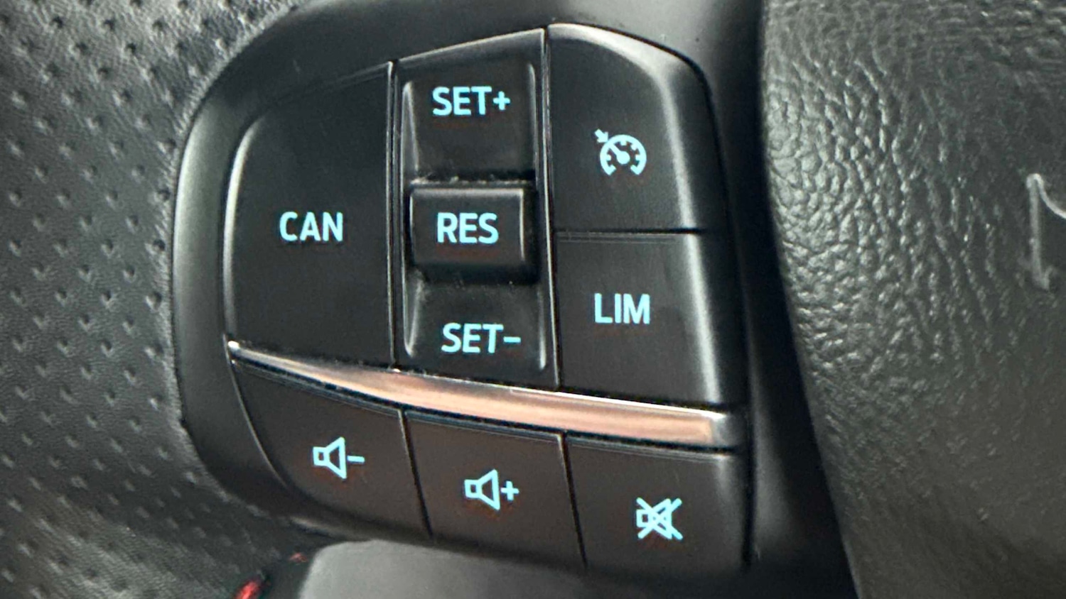 Used Ford Focus 2022 for sale - 77194694: Photo 15