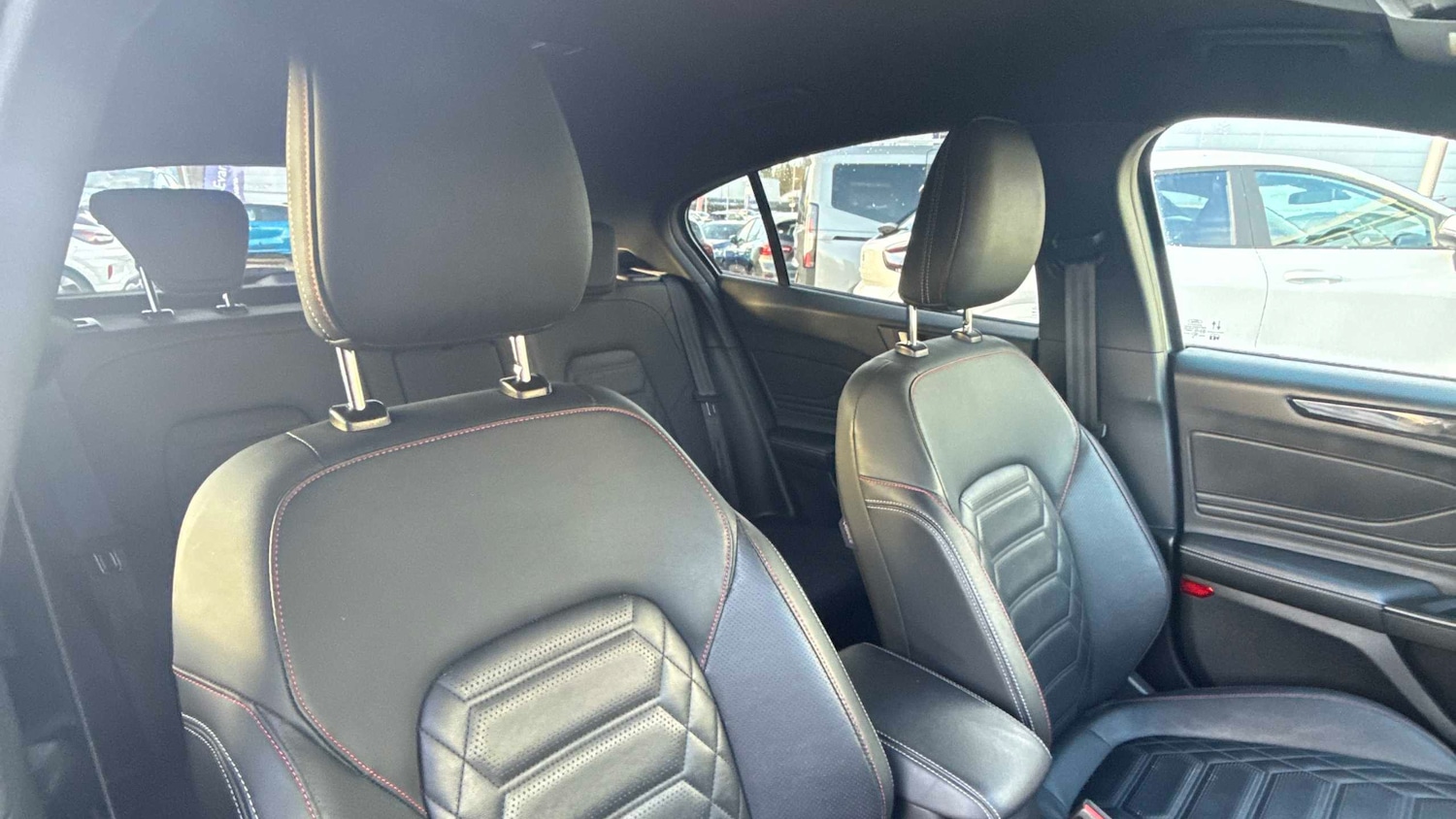 Used Ford Focus 2022 for sale - 77194694: Photo 7