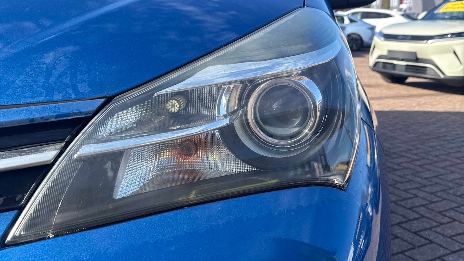 Used Toyota Yaris 2016 for sale - 77740948: Photo 12