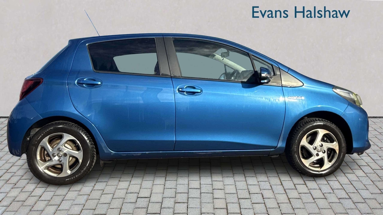 Used Toyota Yaris 2016 for sale - 77740948: Photo 5