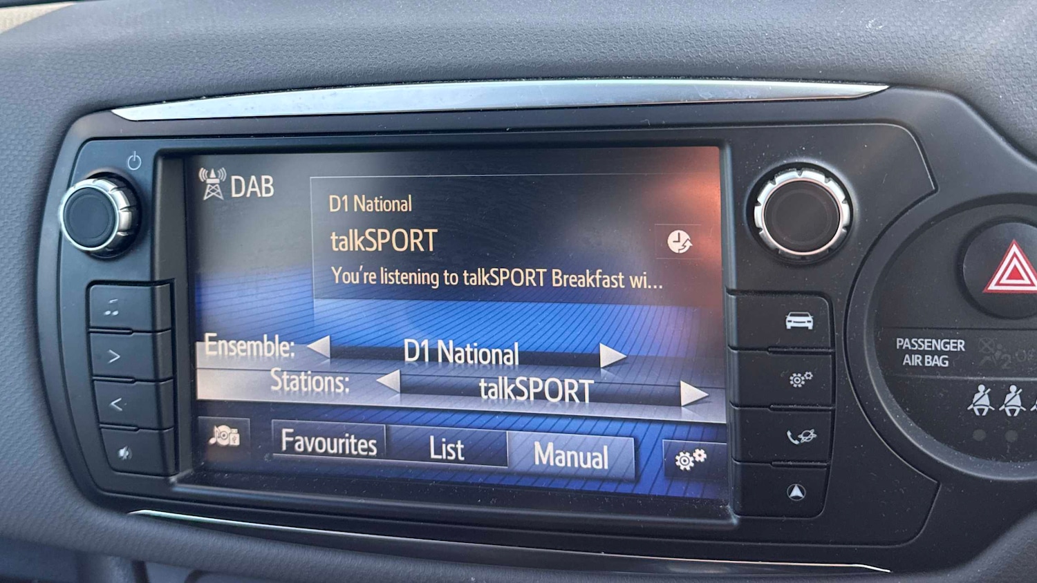 Used Toyota Yaris 2016 for sale - 77740948: Photo 9