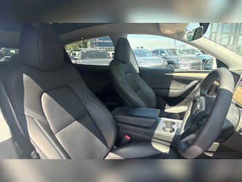 Used Tesla Model Y 2023 for sale - 79172559: Photo