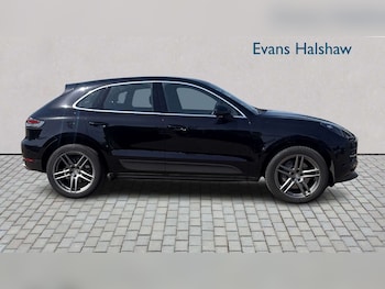 Used Porsche Macan 2021 for sale - 79002011: Photo