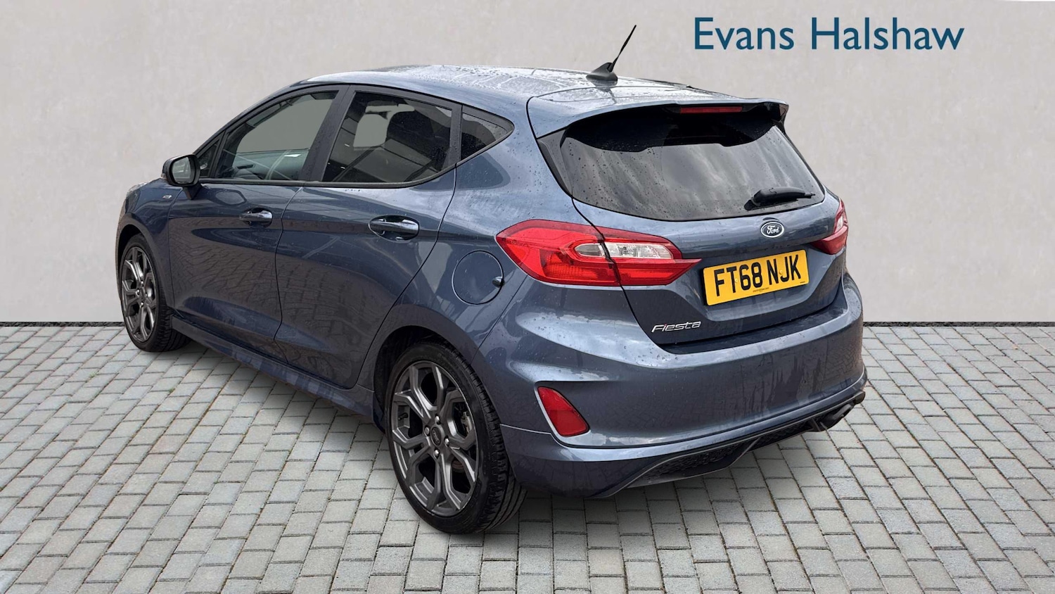 Used Ford Fiesta 2018 for sale - 76156123: Photo 4
