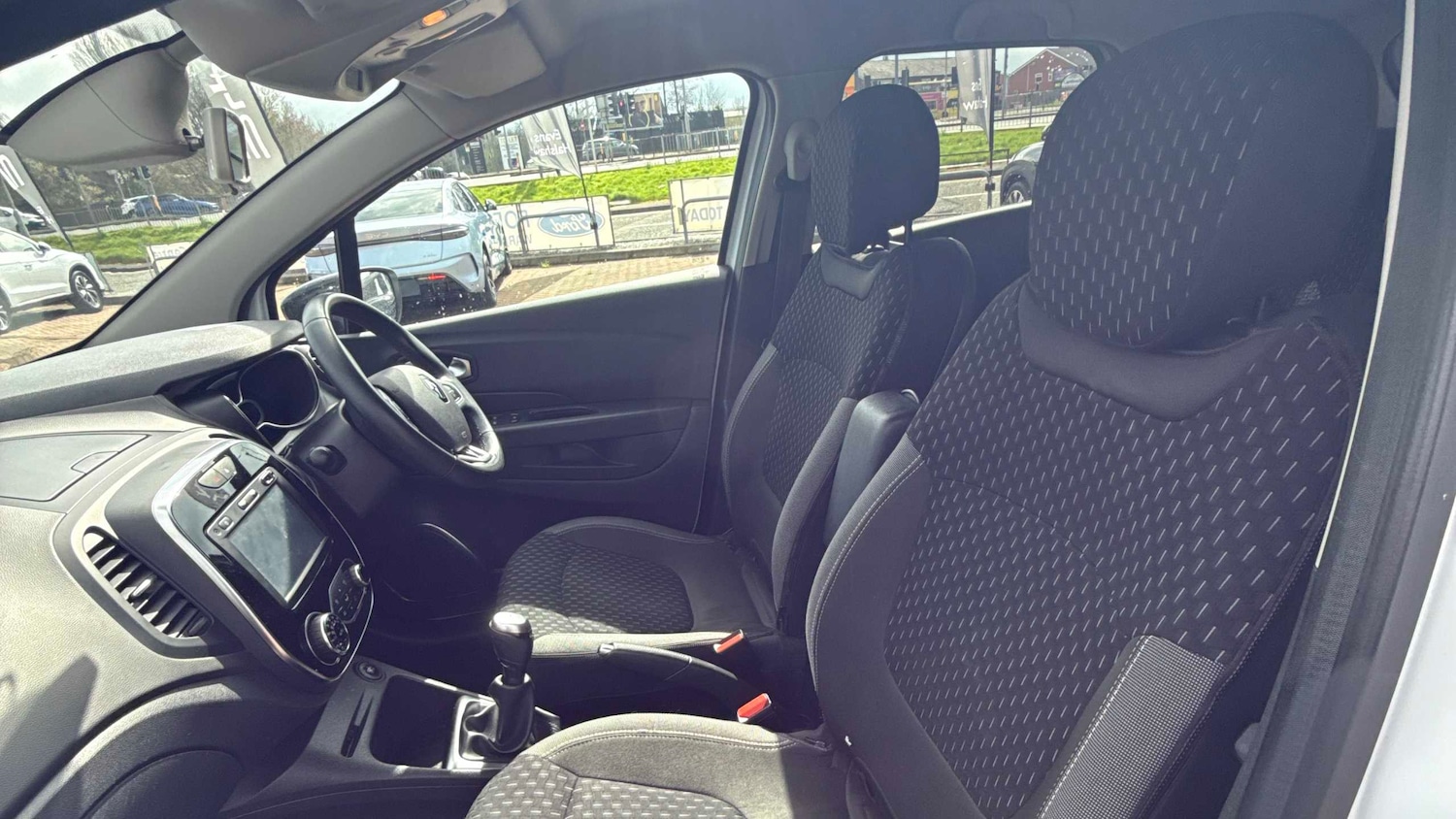 Used Renault Captur 2017 for sale - 78089623: Photo 5