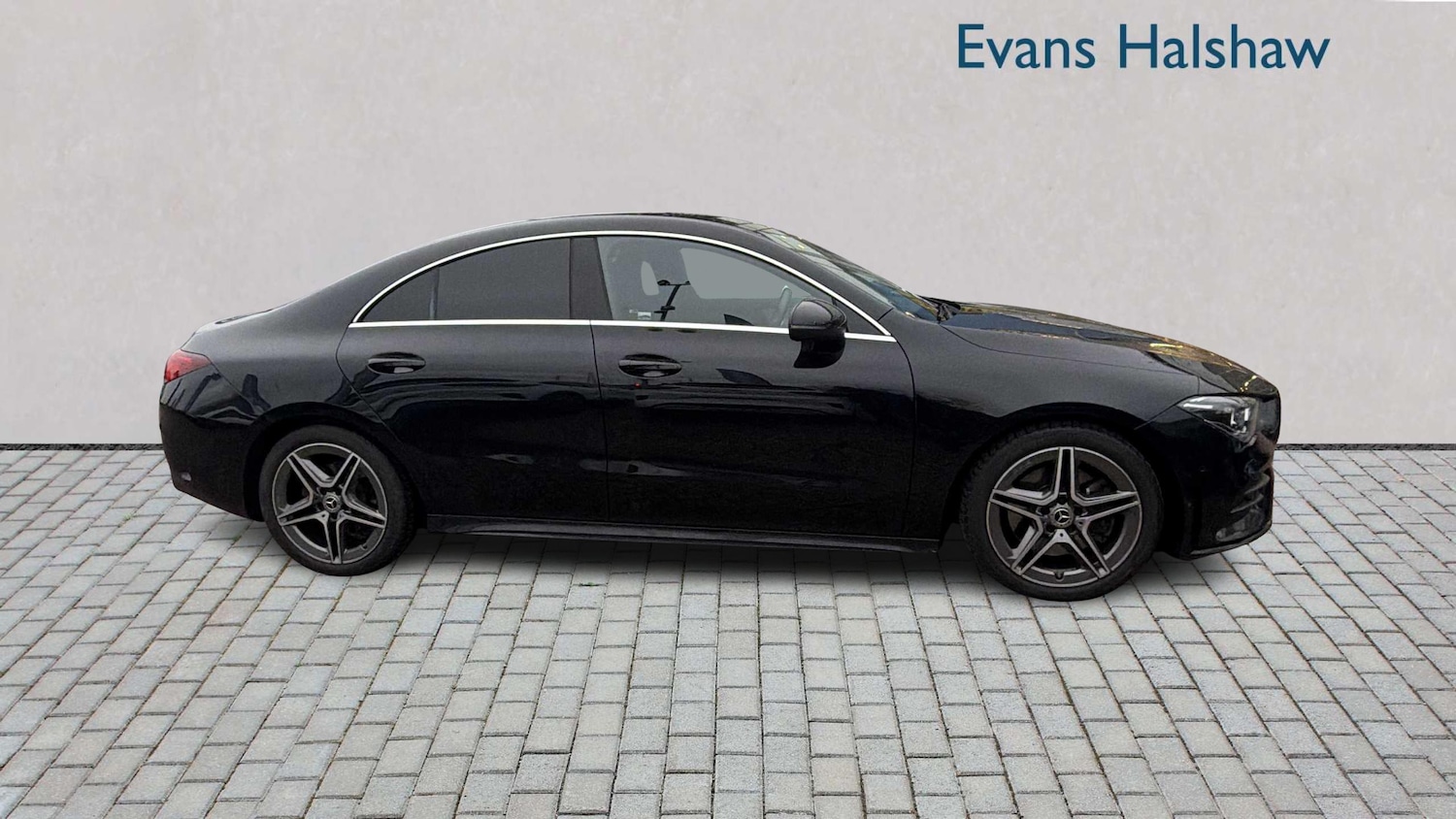 Used Mercedes-Benz CLA 2022 for sale - 76705188: Photo 2