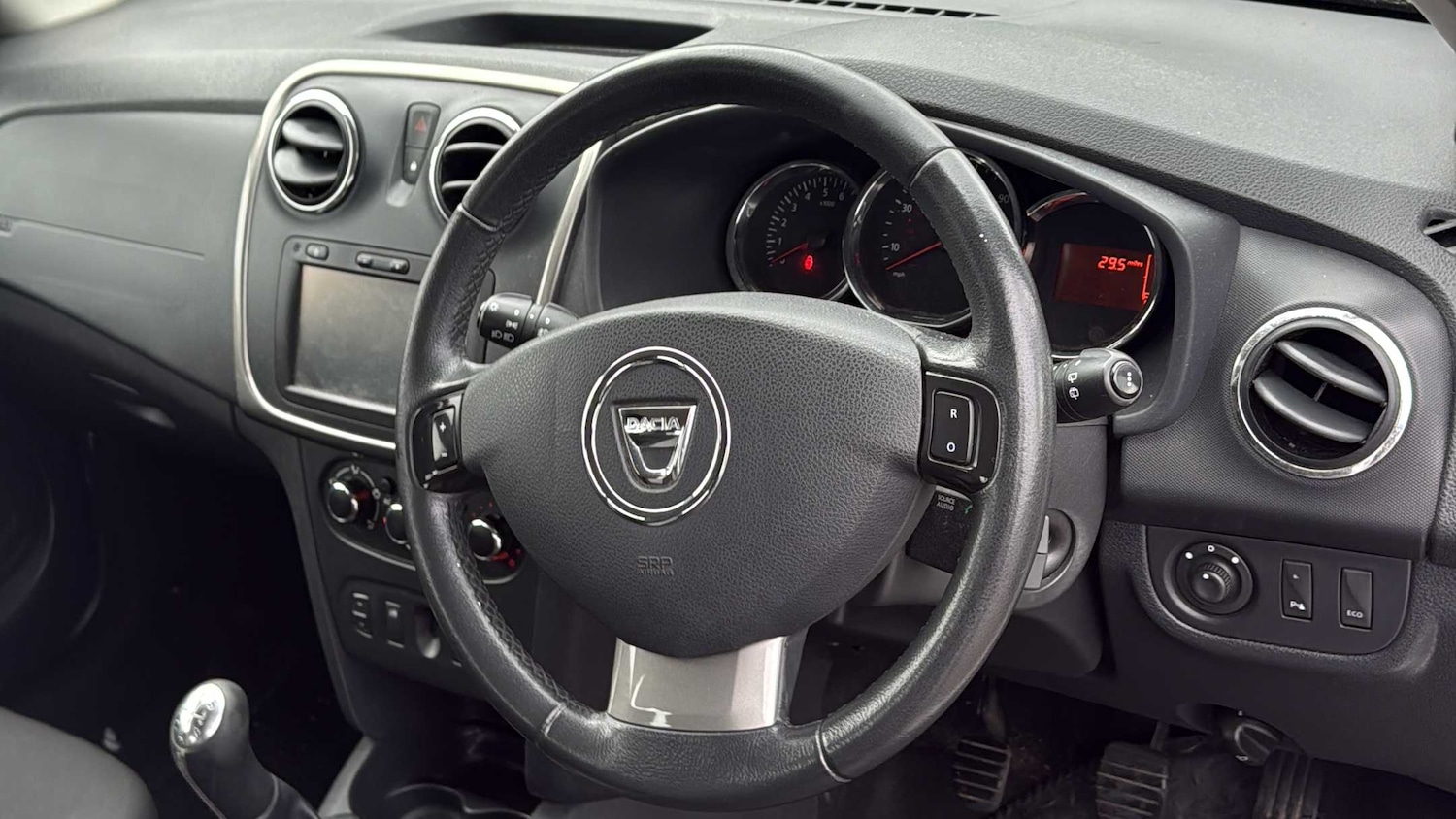 Used Dacia Sandero Stepway 2015 for sale - 77194724: Photo 4