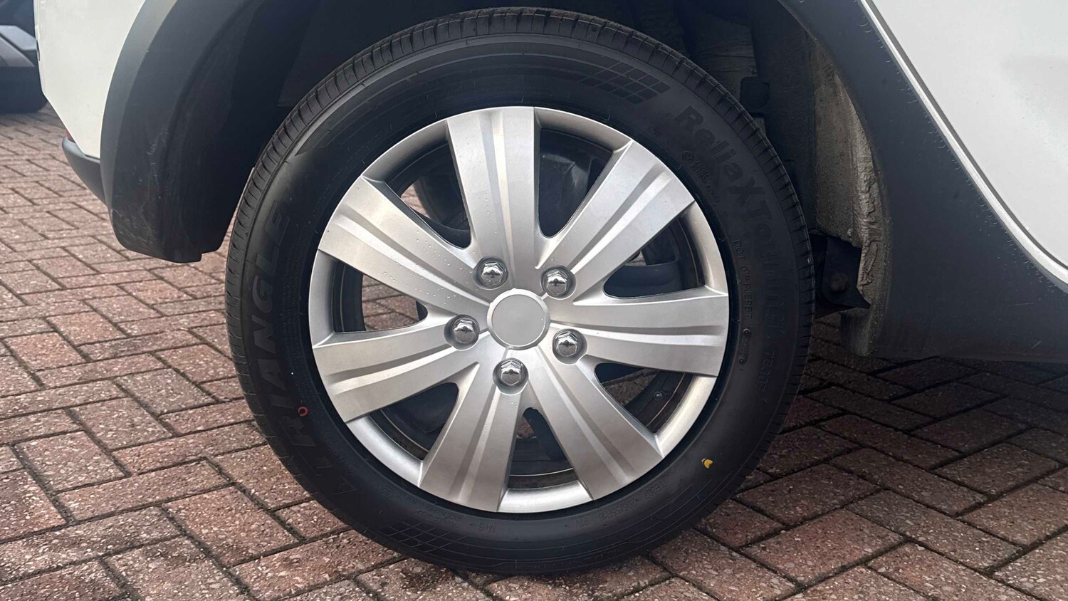 Used Dacia Sandero Stepway 2015 for sale - 77649032: Photo 11