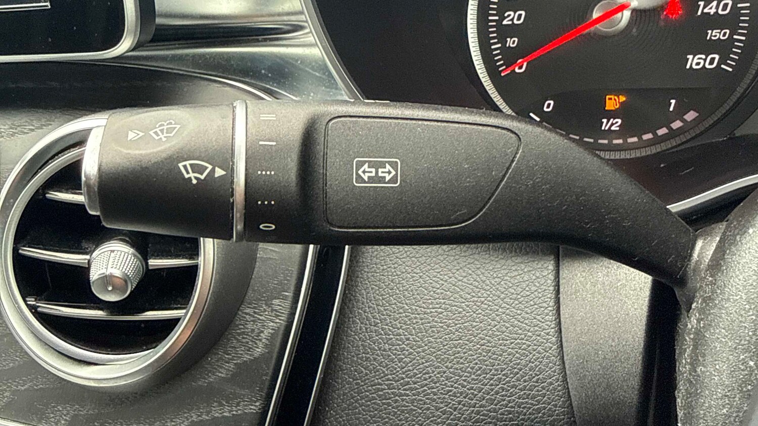 Used Mercedes-Benz C Class 2018 for sale - 78187748: Photo 21