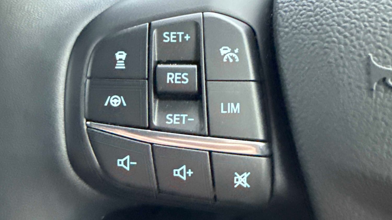 Used Ford Focus 2024 for sale - 77032276: Photo 18