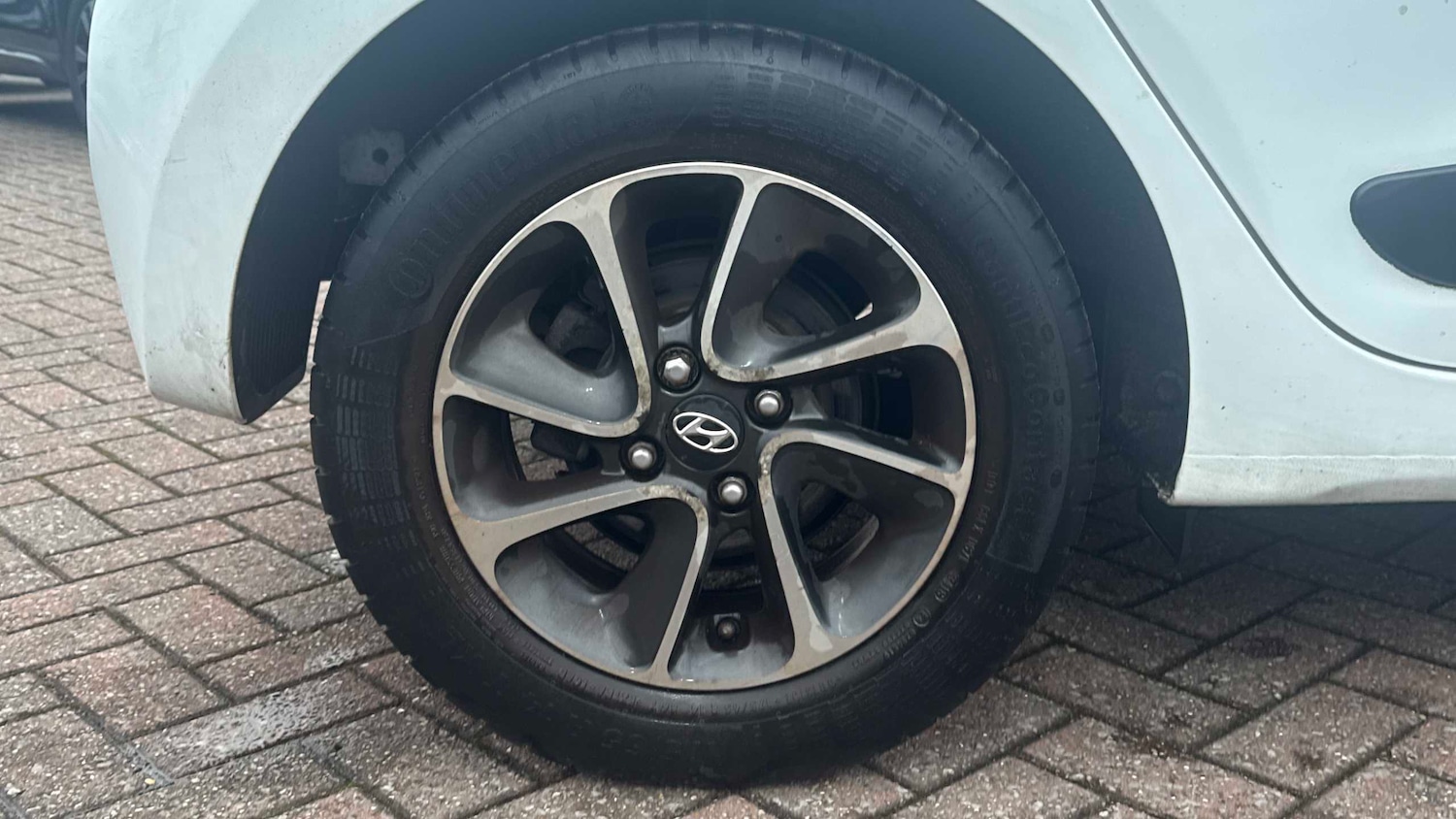 Used Hyundai i10 2018 for sale - 77514302: Photo 10