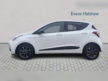 Used Hyundai i10 2018 for sale - 77514302: Photo