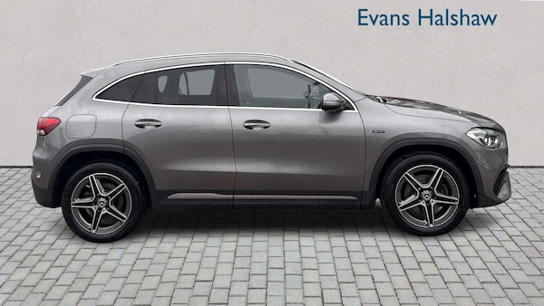 Used Mercedes-Benz GLA 2021 for sale - 76310812: Photo 2