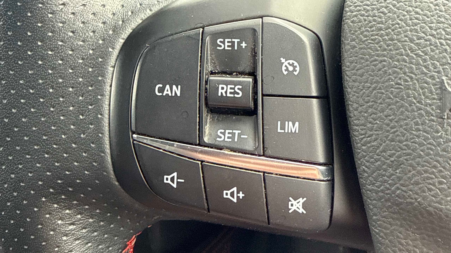 Used Ford Focus 2020 for sale - 78089540: Photo 13