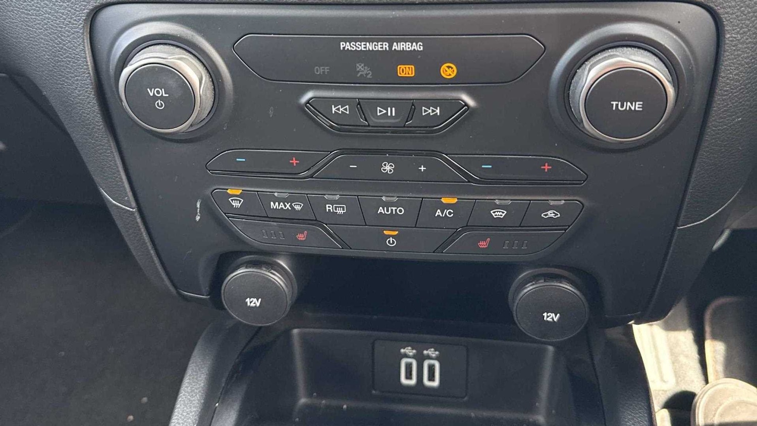 Vehicle 29