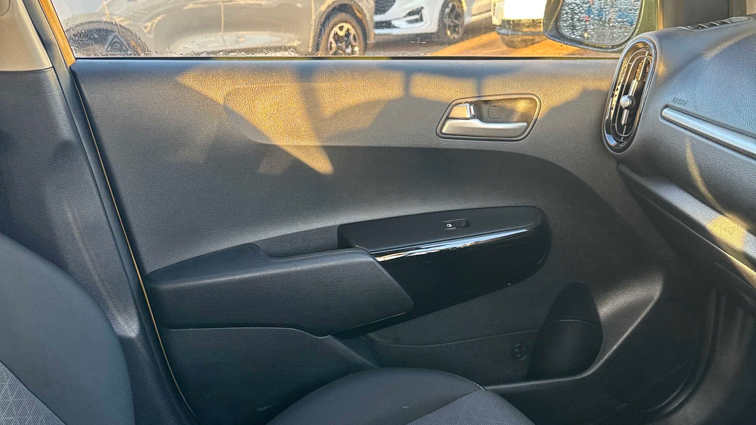 Used Kia Picanto 2021 for sale - 76967832: Photo 7